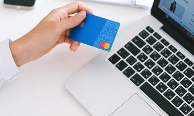 Fondi bloccati: Come gli imprenditori internazionali possono evitare la sospensione degli account